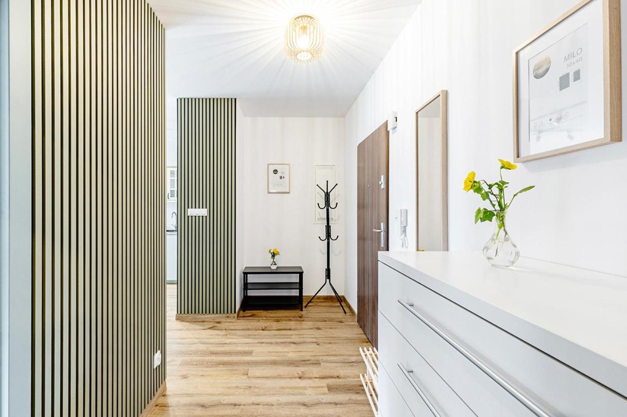 Korczaka2a Apartment Katy Wroclawskie